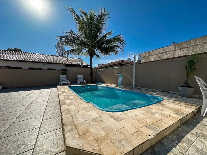 Casa com 2 dormitórios à venda, 114 m² por R$ 950.000,00 - Centro - Penha/SC