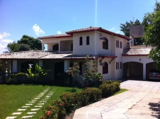 Casa em condomínio à venda em Vilas do Atlântico, Lauro de Freitas-BA: 5 suítes, 4 salas,