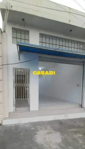 Salão Comercial à Venda  142m²  Jardim Las Vegas, Santo André  Ótima Localização e Potenci