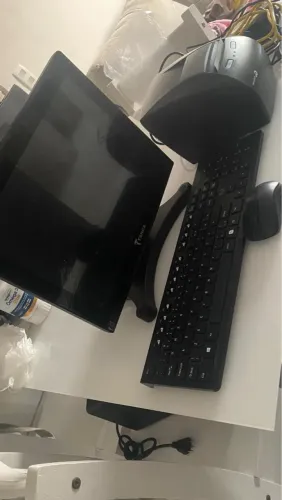 Kit de computador com monitor, Teclado, mouse, impressoras e nobreck