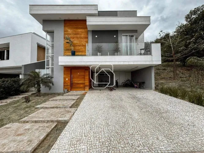 Casa Sobrado à venda Condomínio Gardenville - Itu SP | 3 suítes Área total 295,00 m² - R$ 