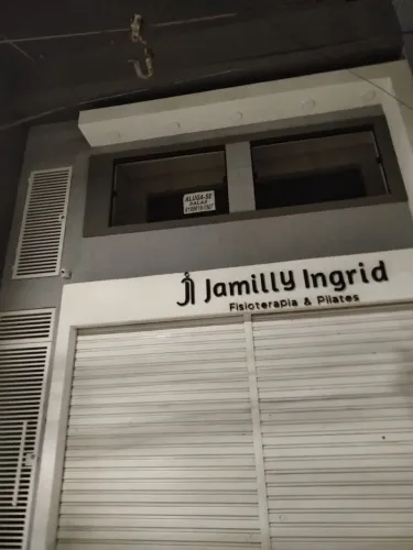 ALUGA-SE SALAS COMERCIAIS 