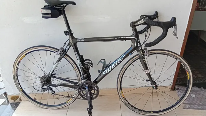 Wilier triestina izoard carbono tam 54.
