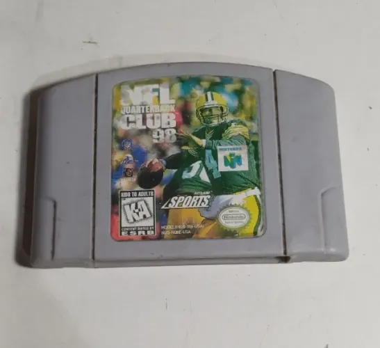 Fita Nintendo 64 NFL Quarterback Club 98 no estado