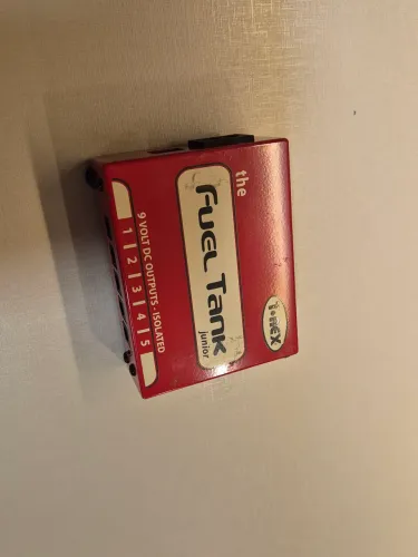 T-Rex Fuel Tank Junior Power Supply - 5 Saídas Isoladas 9V