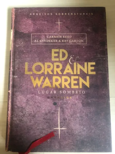 Livro Ed & Lorraine Warren Lugar Sombrio