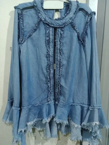 Blusao Jeans com transparência e babados - M