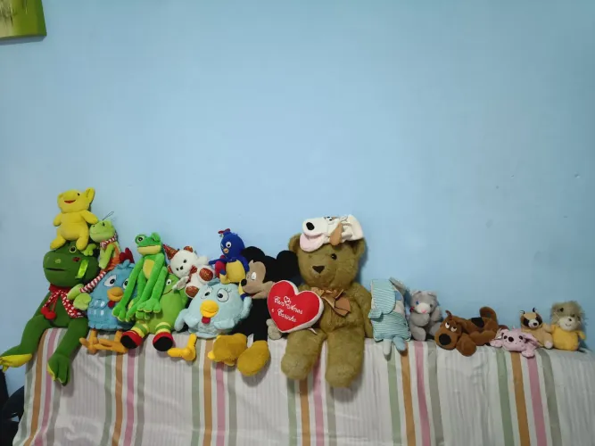 Coleção de Pelúcias Diversas - Personagens Fofinhos