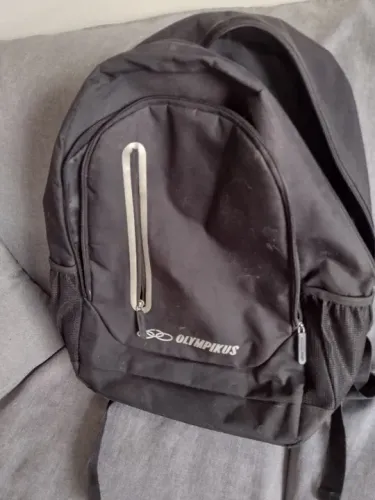 Mochila Olympikus Braze 16 L, preta, usada, bom estado