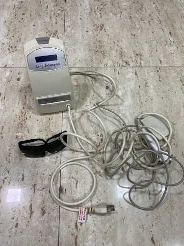 Aparelho estético laser Akne-B-Simplex