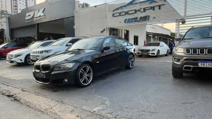 BMW 320I A 2010