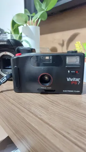 Câmera analógica Vivitar PS7