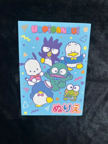 livro de colorir - hapidanbui - personagens da sanrio