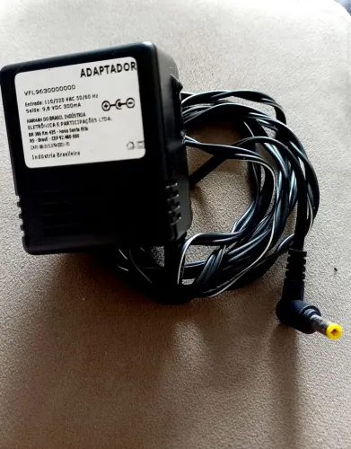Fonte Para Pedal 9,6 VDC 300mA Harman