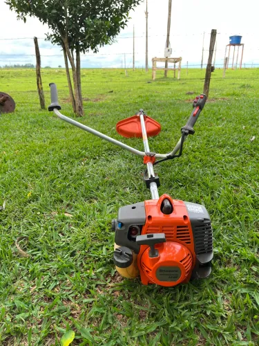 Roçadeira Husqvarna 128R