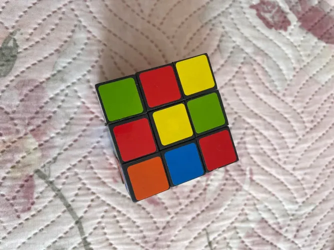 Cubo Mágico - Diversão Garantida!