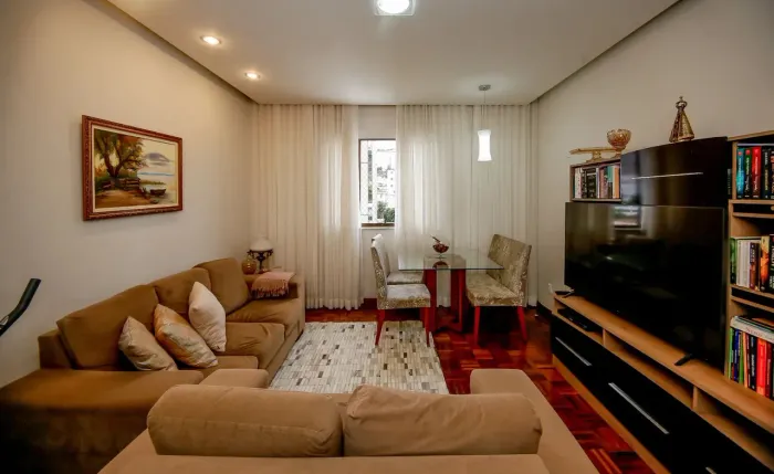 Apartamento reformado no São Mateus com vaga para venda