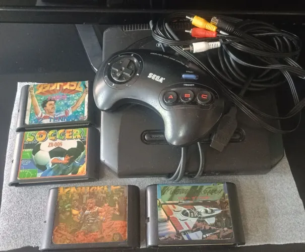Mega driver 3_ jogos na memória 