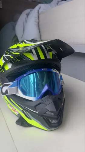 Capacete motocross Givi 70.1 Vector + óculos 