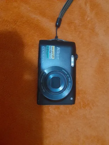 Câmera digital Nikon 16 megapixels. Não aceito trocas