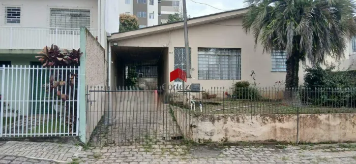 Terreno com 440m² , à venda, no bairro Pinheirinho em Curitiba