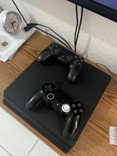 PS4 SLIM - OPORTUNIDADE