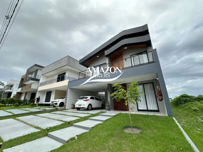 Casa duplex de 232m2 no Condomínio Vivenda das Marinas, Ponta Negra, disponível para locaç