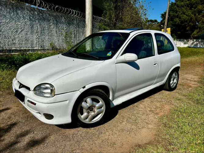 Chevrolet Corsa GSI 16V 1996