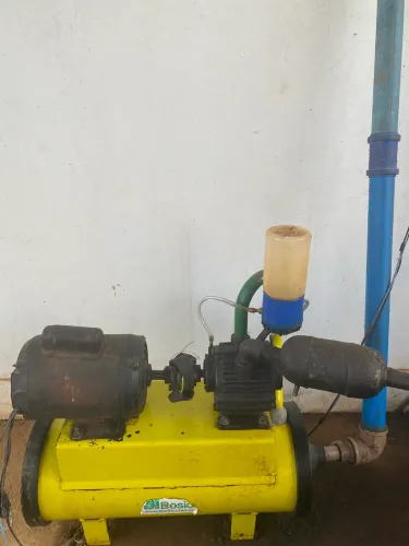 Motor de ordenha dela aí