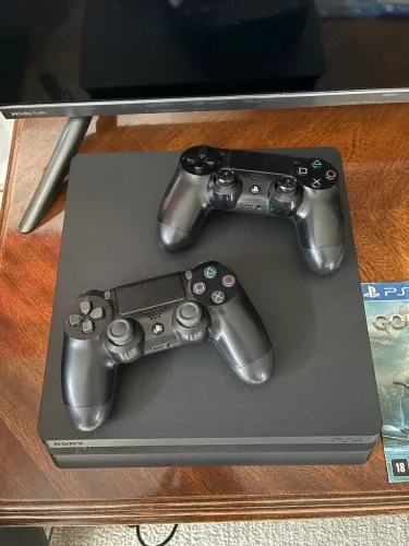 Playstation 4 1TB