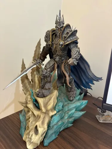 Action Figure Arthas Lich King