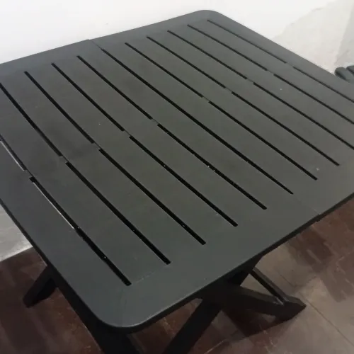 Mesa e 4 Cadeiras plásticas dobráveis novas