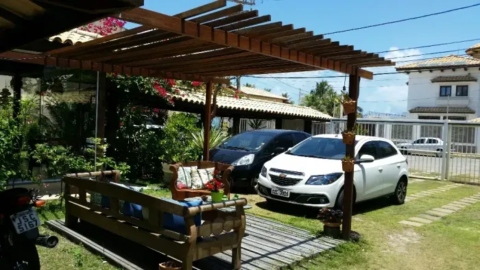 Alugo a 30 metros da praia