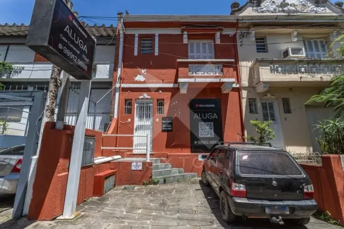 Casa comercial para locação na rua Visconde do Rio Branco