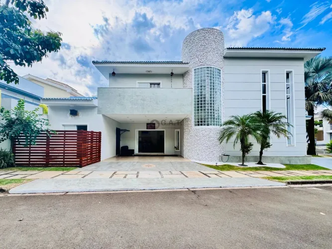 Casa em condomínio à venda em Sorocaba-SP, Chácaras Reunidas São Jorge: 4 quartos, 4 suíte