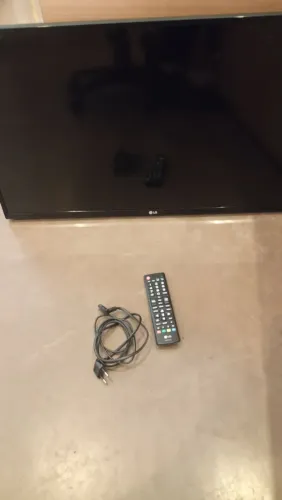 TV LG HD convencional 