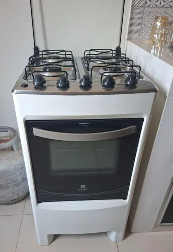 Vendo Fogão Electrolux