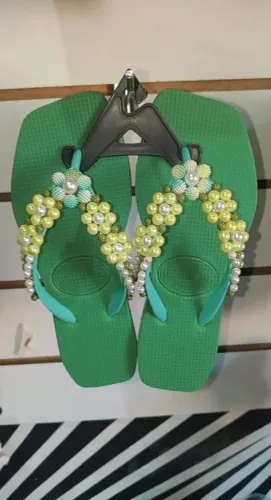 Sandália Verde Personalizada com Miçanga