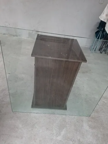 Mesa de jantar quadrada, 4 lugares