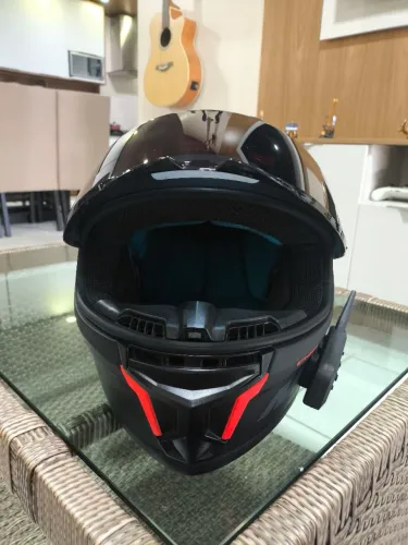 Capacete Stinger 2 - MT Helmets.