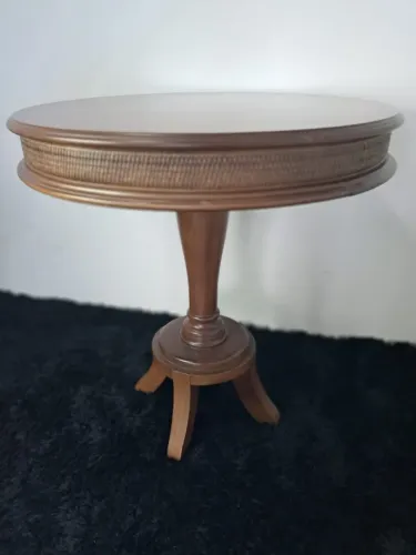 Mesa de apoio Turim - Armil - castanho - diâmentro 71cm e 71cm altura (móvel de luxo)