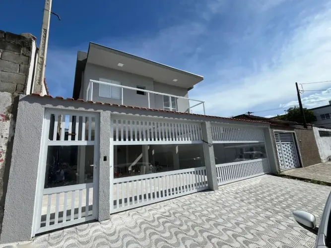 Casa com 2 dormitórios à venda, 56 m² por R$ 289.990,00 - Vila Tupiri - Praia Grande/SP
