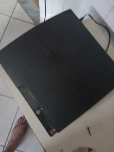 Somente o aparelho Ps3 com toda as peças retirada de peças