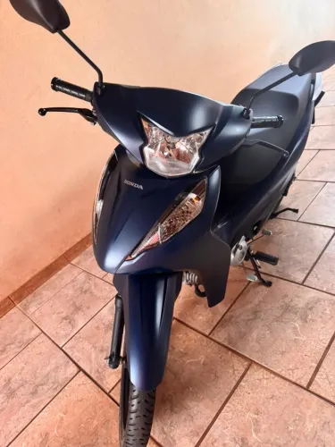 Biz Ex 125 com 795km rodados