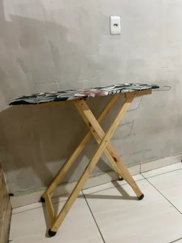 Mesa de passar roupa 