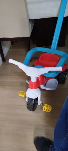Triciclo de criança