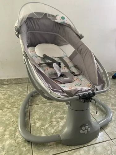 Cadeira de Balanço Mastela 