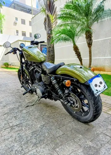 Harley Davidson 883 Iron