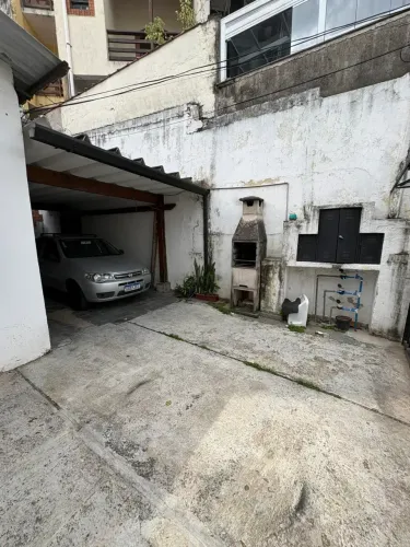 CASA PARA ALUGUEL COM QUINTAL E CHURRASQUEIRA EXCELENTE ESPAÇO!