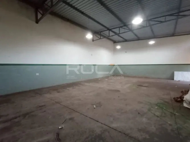 Galpão Comercial para Alugar no Distrito Bonfim Paulista, em Ribeirão Preto.